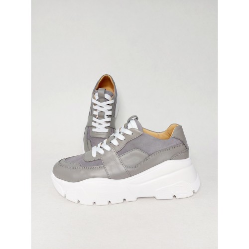 Кросівки QUEEN сірі 3