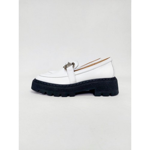 Лофери з кдратним носком білі 2