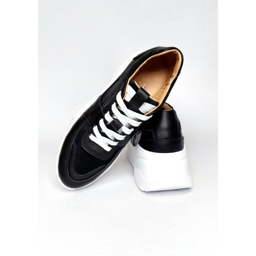 Кросівки QUEEN чорні 3