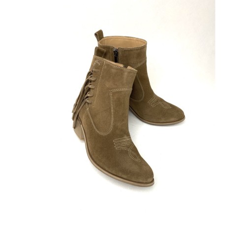 Козаки з кітицями гірчичні 7