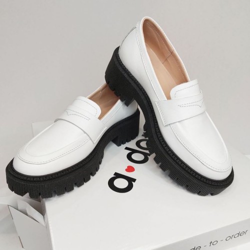 Лофери А-28 білі 1