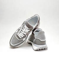 BUTTERFLIES сірі