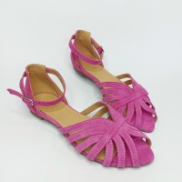 Vintage з п'ятою фуксія